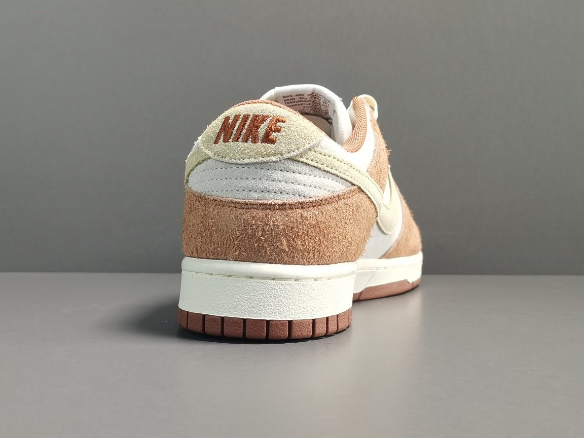 NIKE DUNK x TRD - Phantom Kicks