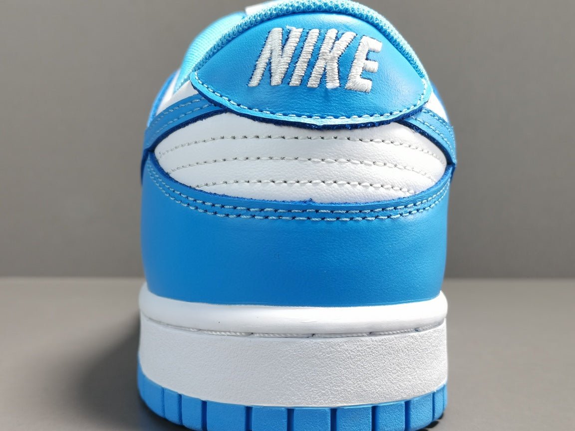 NIKE DUNK x UNC - Phantom Kicks