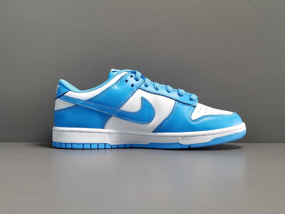 NIKE DUNK x UNC - Phantom Kicks