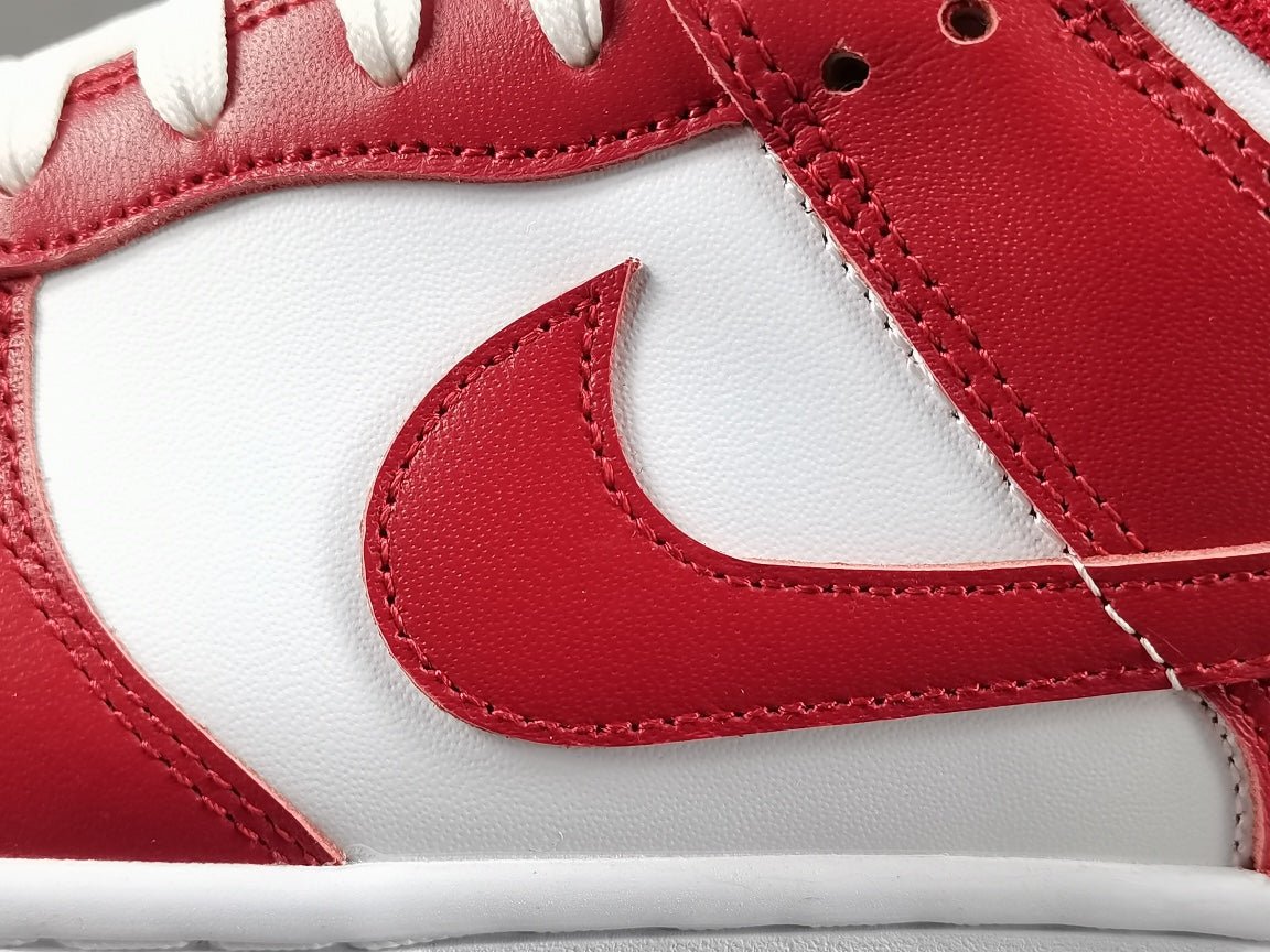 NIKE DUNK x USC - Phantom Kicks