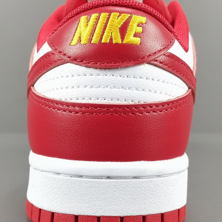 NIKE DUNK x USC - Phantom Kicks