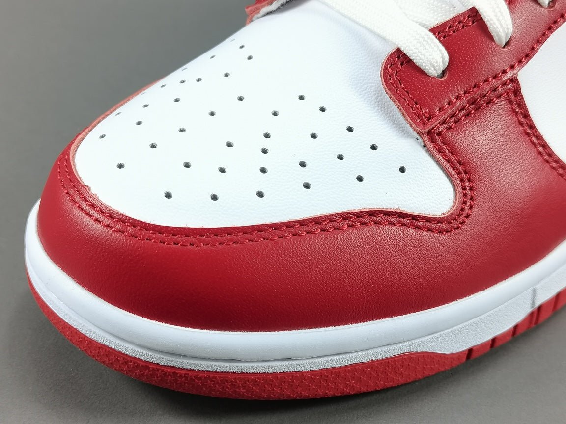 NIKE DUNK x USC - Phantom Kicks