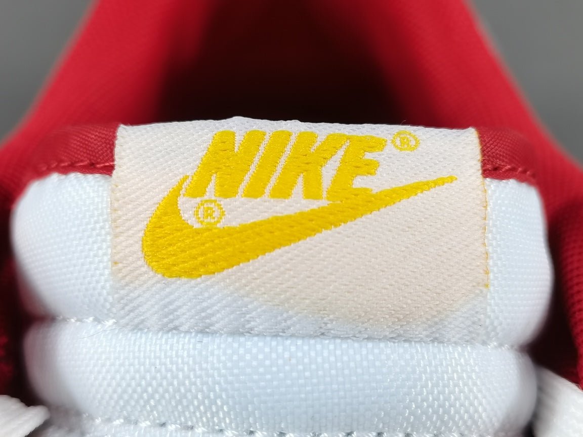 NIKE DUNK x USC - Phantom Kicks