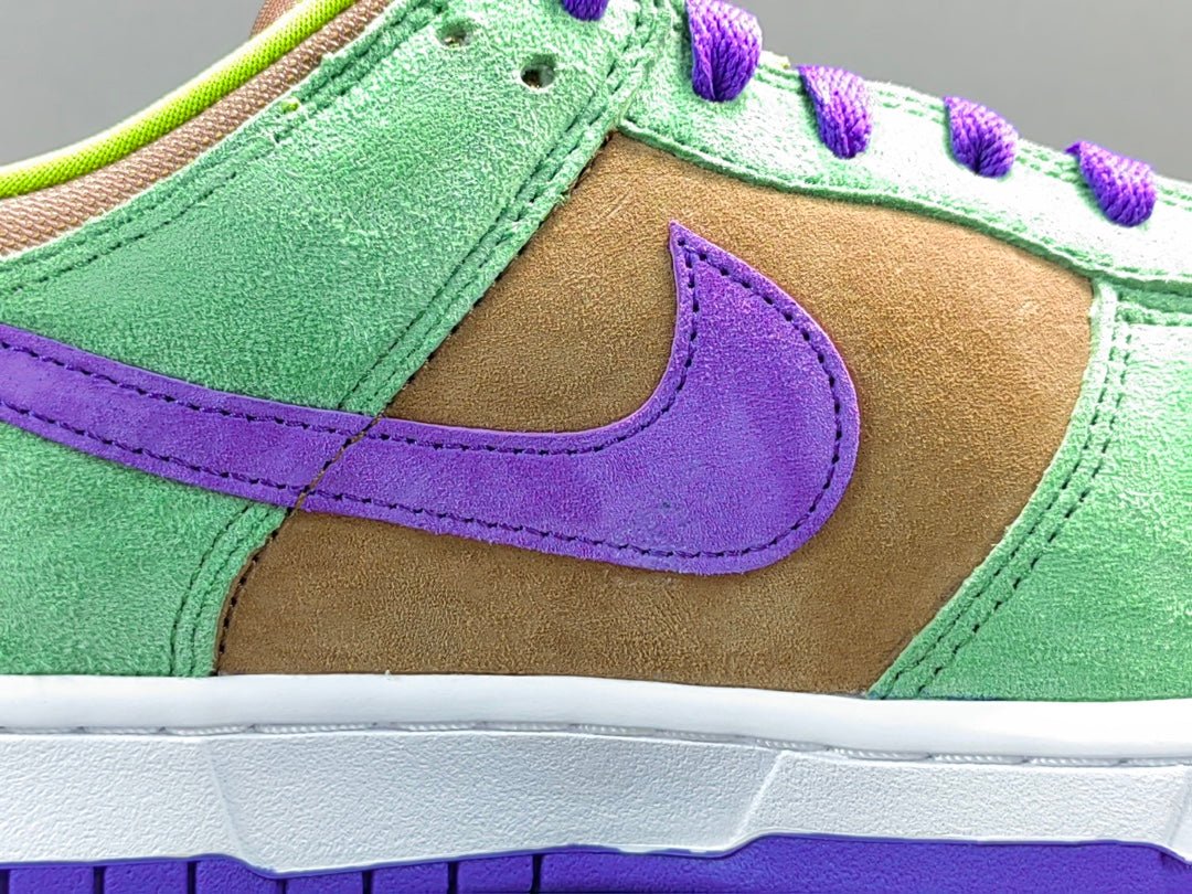 NIKE DUNK x VENEER - Phantom Kicks