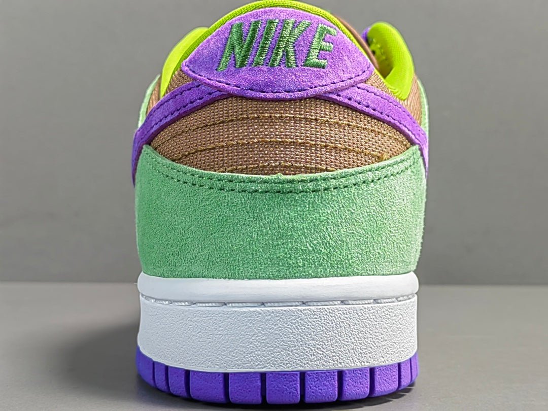 NIKE DUNK x VENEER - Phantom Kicks
