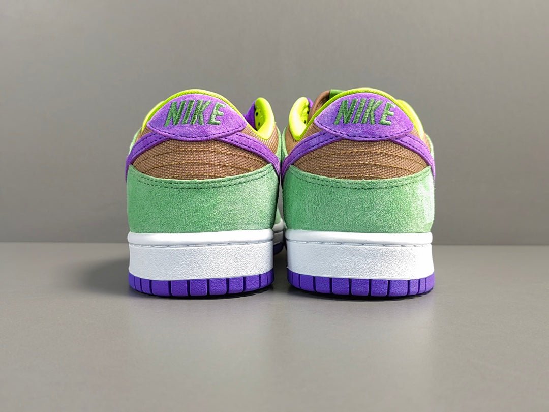 NIKE DUNK x VENEER - Phantom Kicks