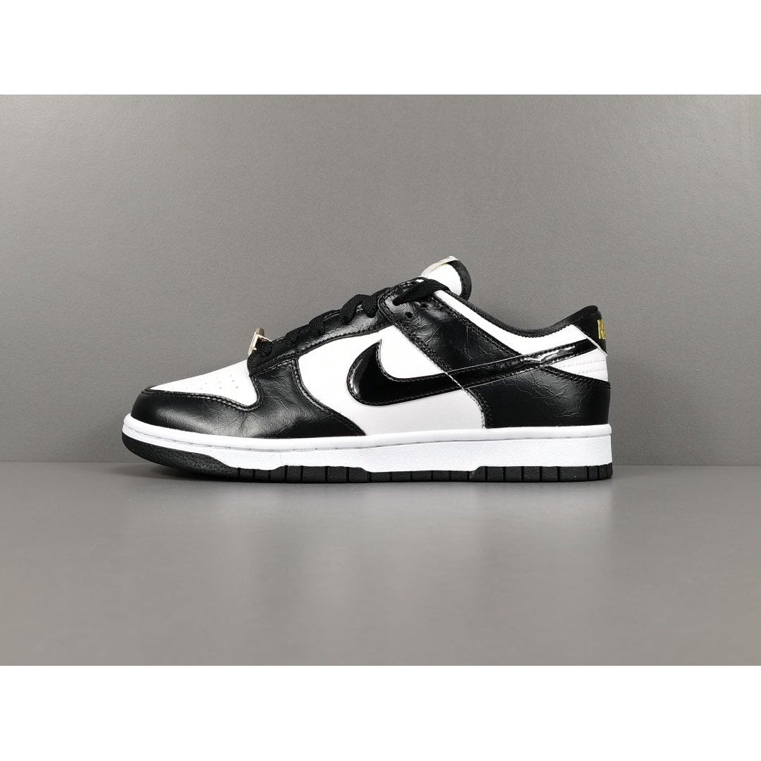 NIKE DUNK x WORLD CHAMPS BLACK WHITE - Phantom Kicks