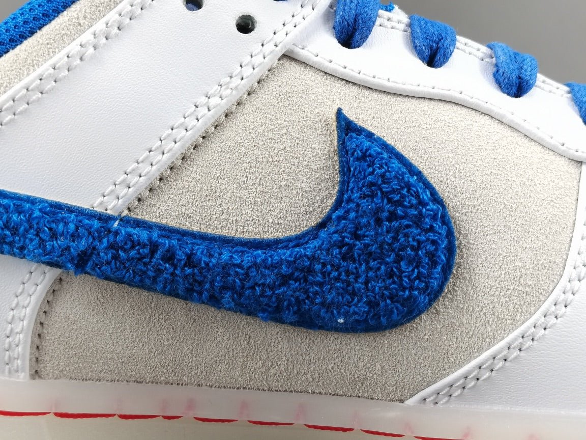 NIKE DUNK x YEAR OF THE RABBIT WHITE RABBIT - Phantom Kicks