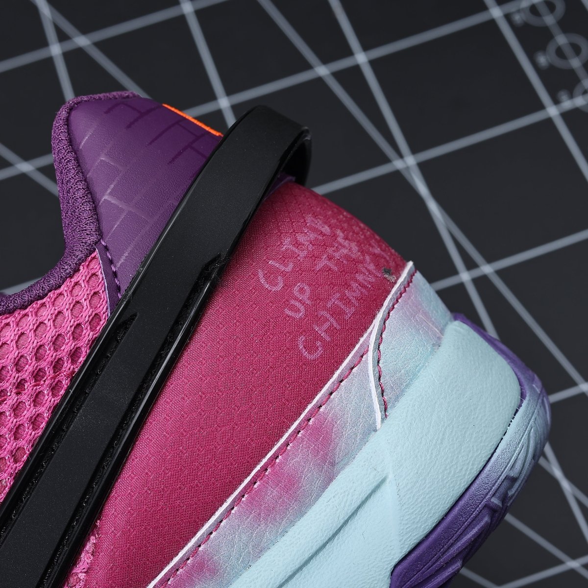 NIKE JA 1 x CHIMNEY - Phantom Kicks