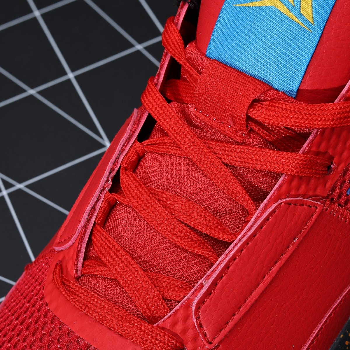 NIKE JA 1 x HUNGER - Phantom Kicks