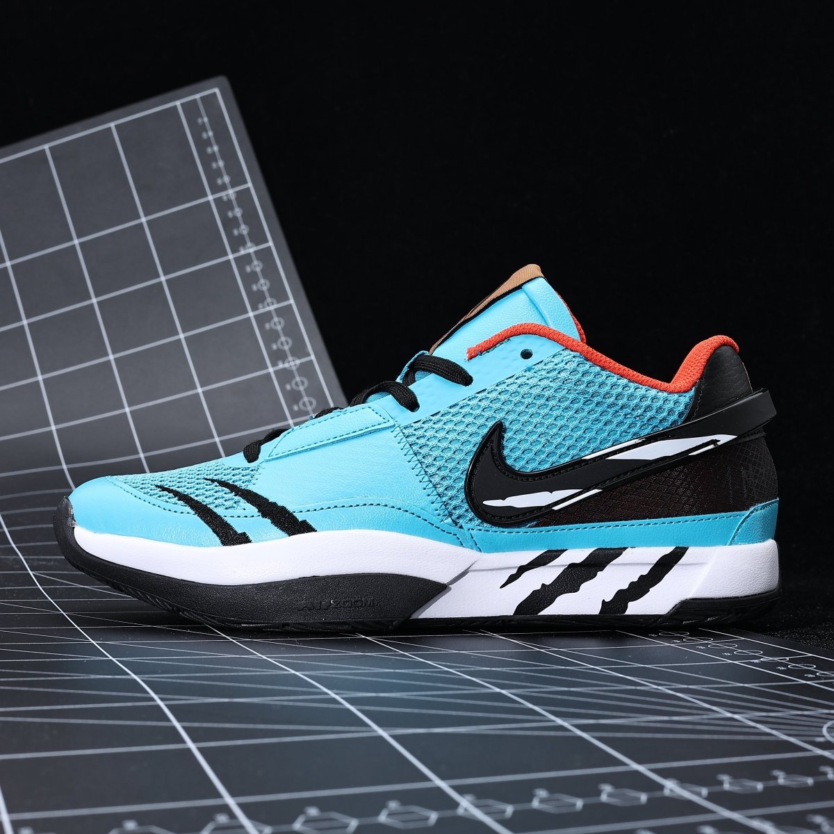 NIKE JA 1 x SCRATCH - Phantom Kicks