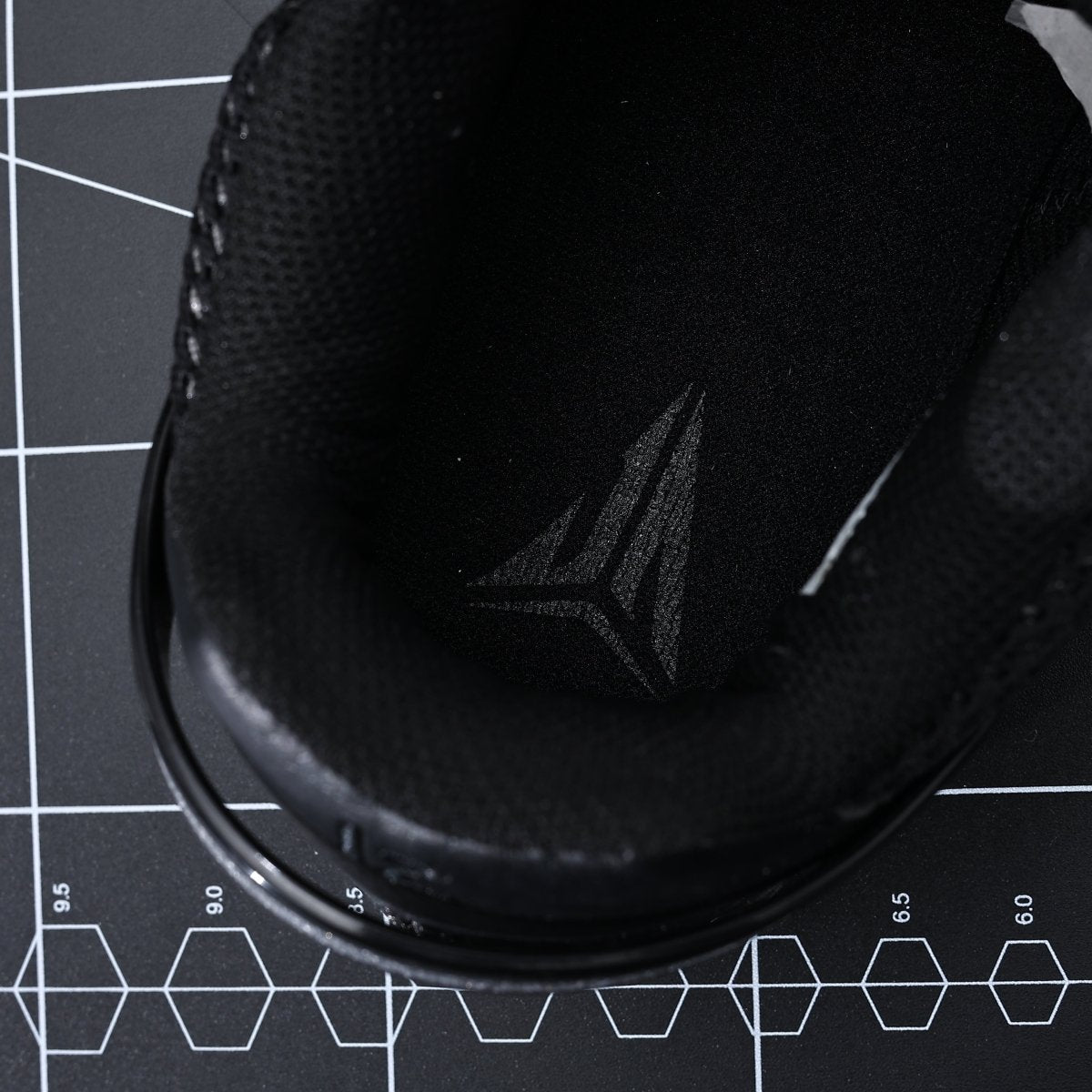 NIKE JA 1 x MIDNIGHT - Phantom Kicks