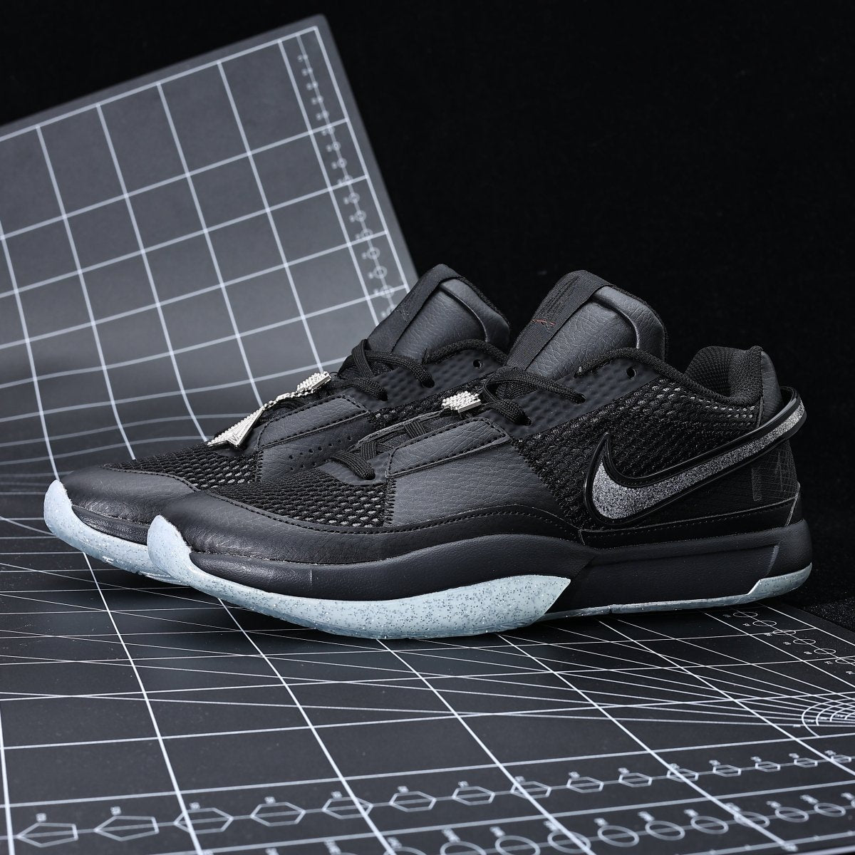 NIKE JA 1 x MIDNIGHT - Phantom Kicks