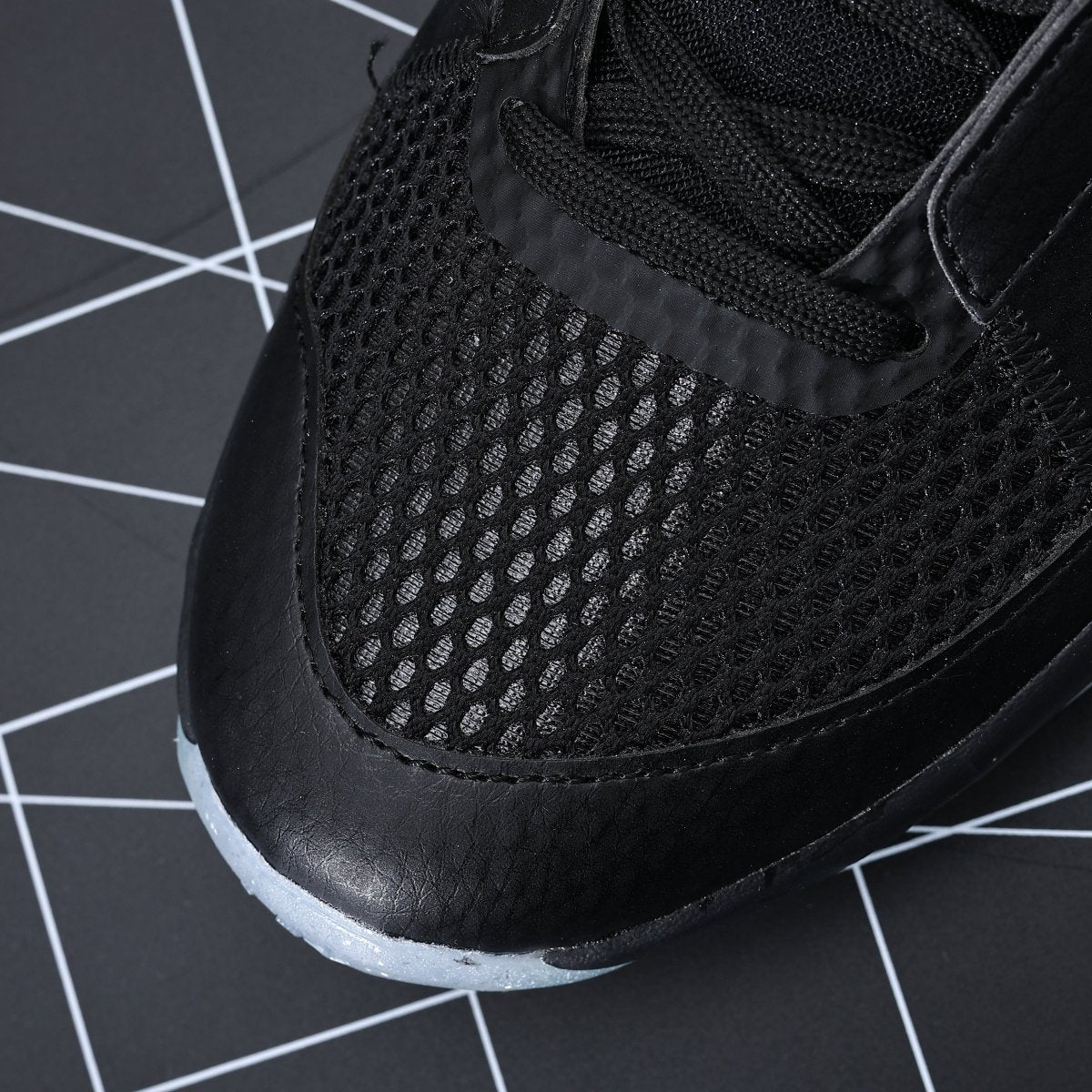 NIKE JA 1 x MIDNIGHT - Phantom Kicks