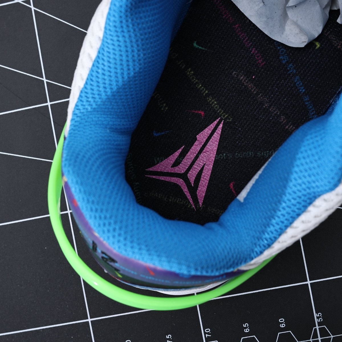 NIKE JA 1 x TRIVIA - Phantom Kicks