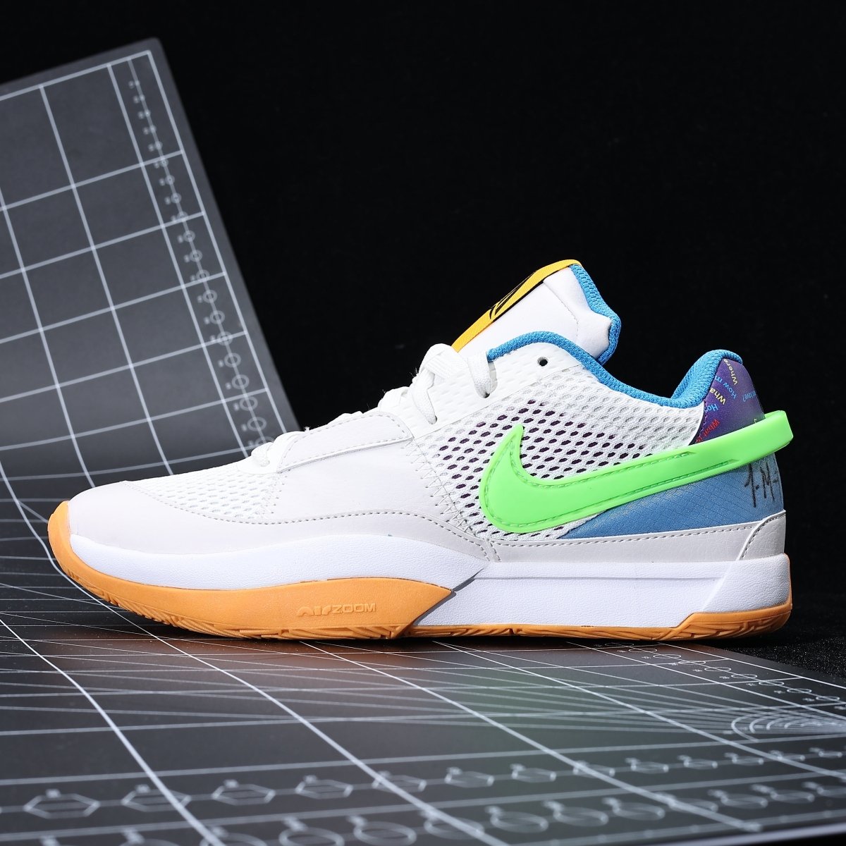 NIKE JA 1 x TRIVIA - Phantom Kicks