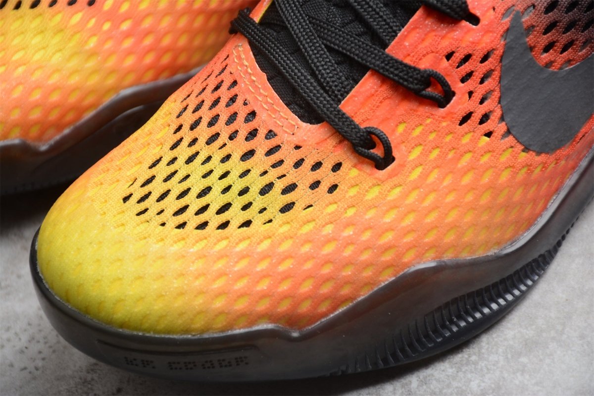 NIKE KOBE 11 x SUNSET - Phantom Kicks