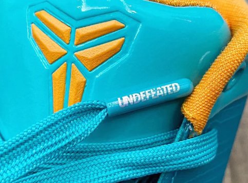 NIKE KOBE 4 x UNDEFEATED SAN ANTONIO SPURS - Phantom Kicks