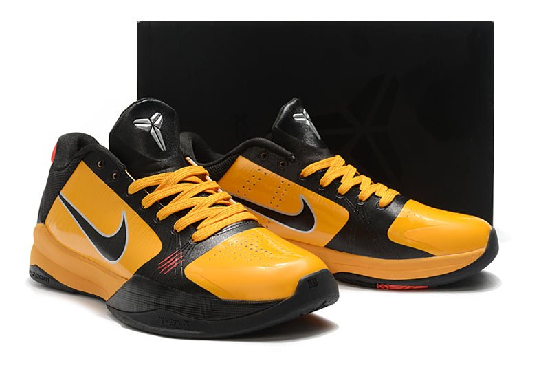 NIKE KOBE 5 PROTRO x BRUCE LEE - Phantom Kicks