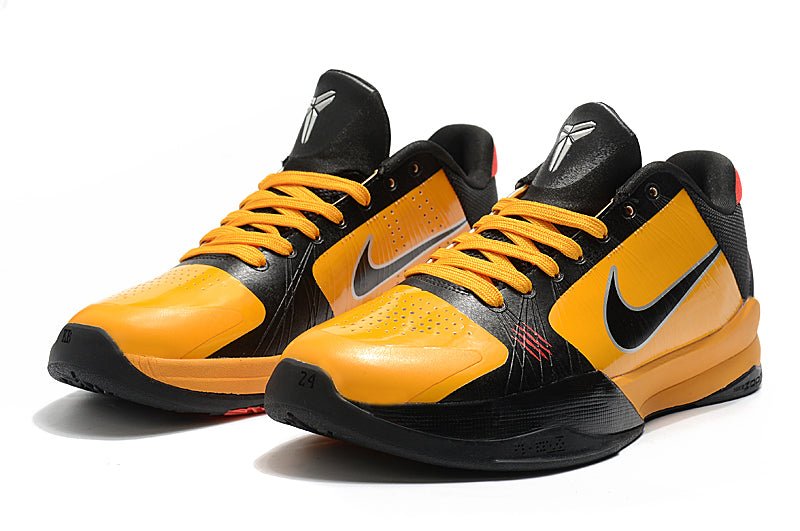 NIKE KOBE 5 PROTRO x BRUCE LEE - Phantom Kicks