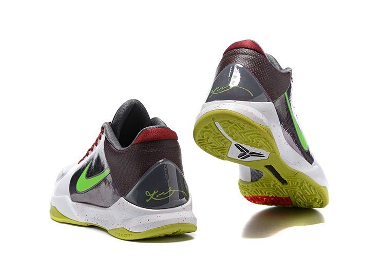 NIKE KOBE 5 PROTRO x CHAOS - Phantom Kicks
