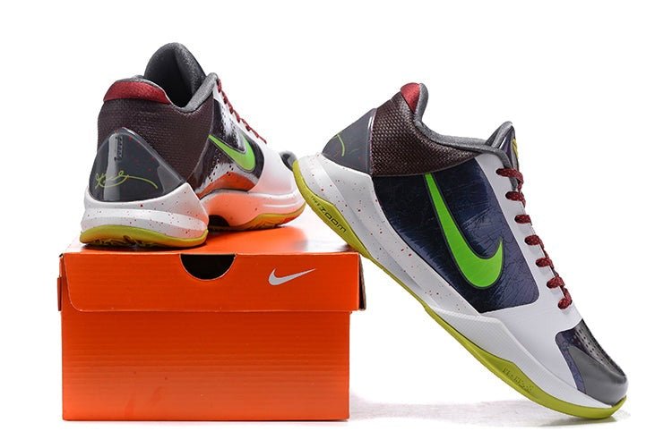 NIKE KOBE 5 PROTRO x CHAOS - Phantom Kicks