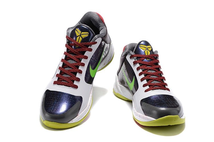 NIKE KOBE 5 PROTRO x CHAOS - Phantom Kicks