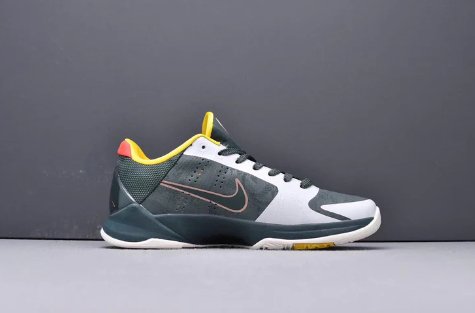 NIKE KOBE 5 PROTRO x EYBL - Phantom Kicks