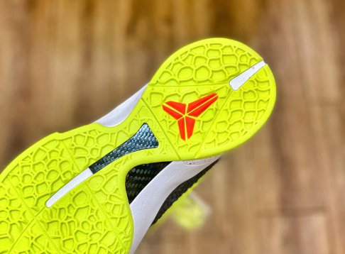 NIKE KOBE 6 x SUPREME CHAOS - Phantom Kicks