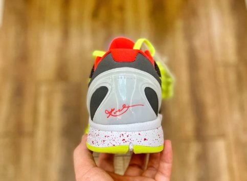 NIKE KOBE 6 x SUPREME CHAOS - Phantom Kicks