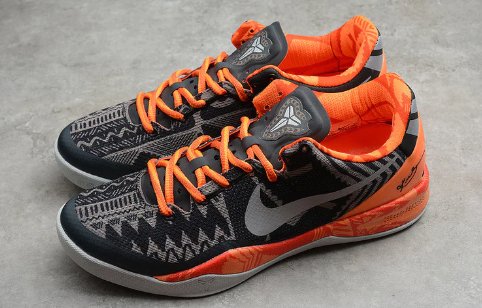 NIKE KOBE 8 x BLACK HISTORY MONTH - Phantom Kicks