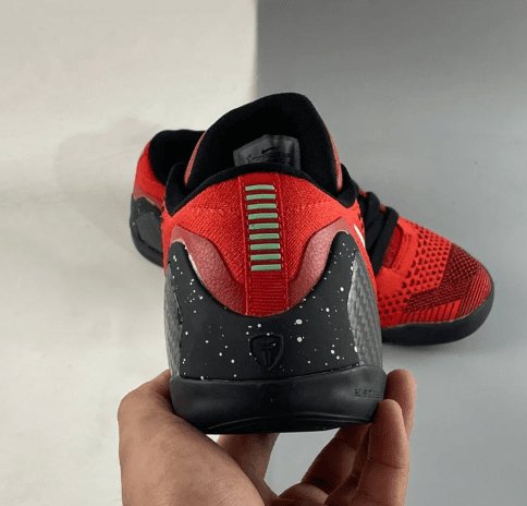 NIKE KOBE 9 x UNIVERSITY RED - Phantom Kicks