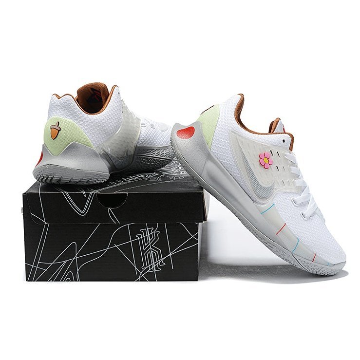 NIKE KYRIE 2 x SPONGEBOB SANDY CHEEKS - Phantom Kicks