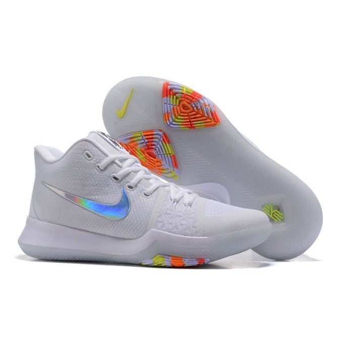 NIKE KYRIE 3 x TIME TO SHINE - Phantom Kicks
