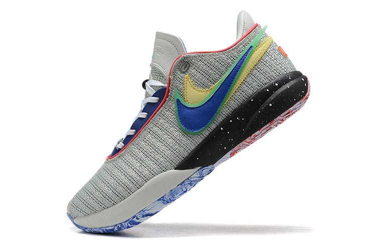 NIKE LEBRON 20 x NIKE LIFER - Phantom Kicks
