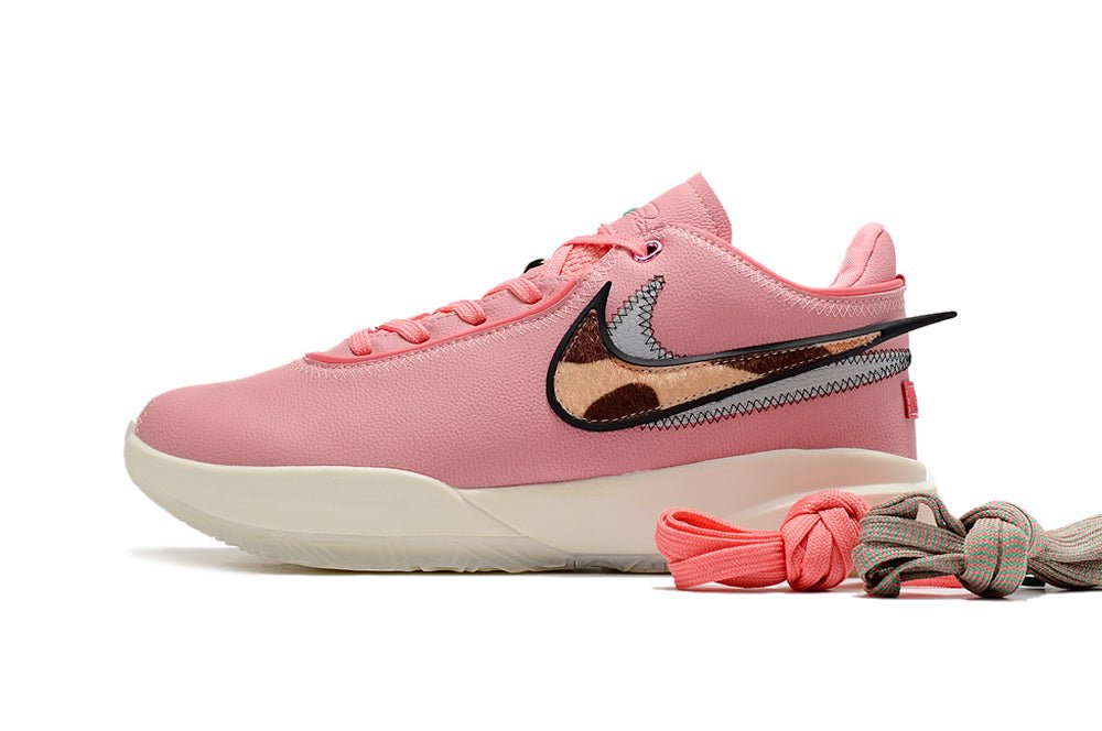 NIKE LEBRON 20 x PINK DIAMOND - Phantom Kicks