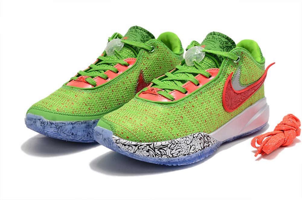 NIKE LEBRON 20 x STOCKING STUFFER - Phantom Kicks