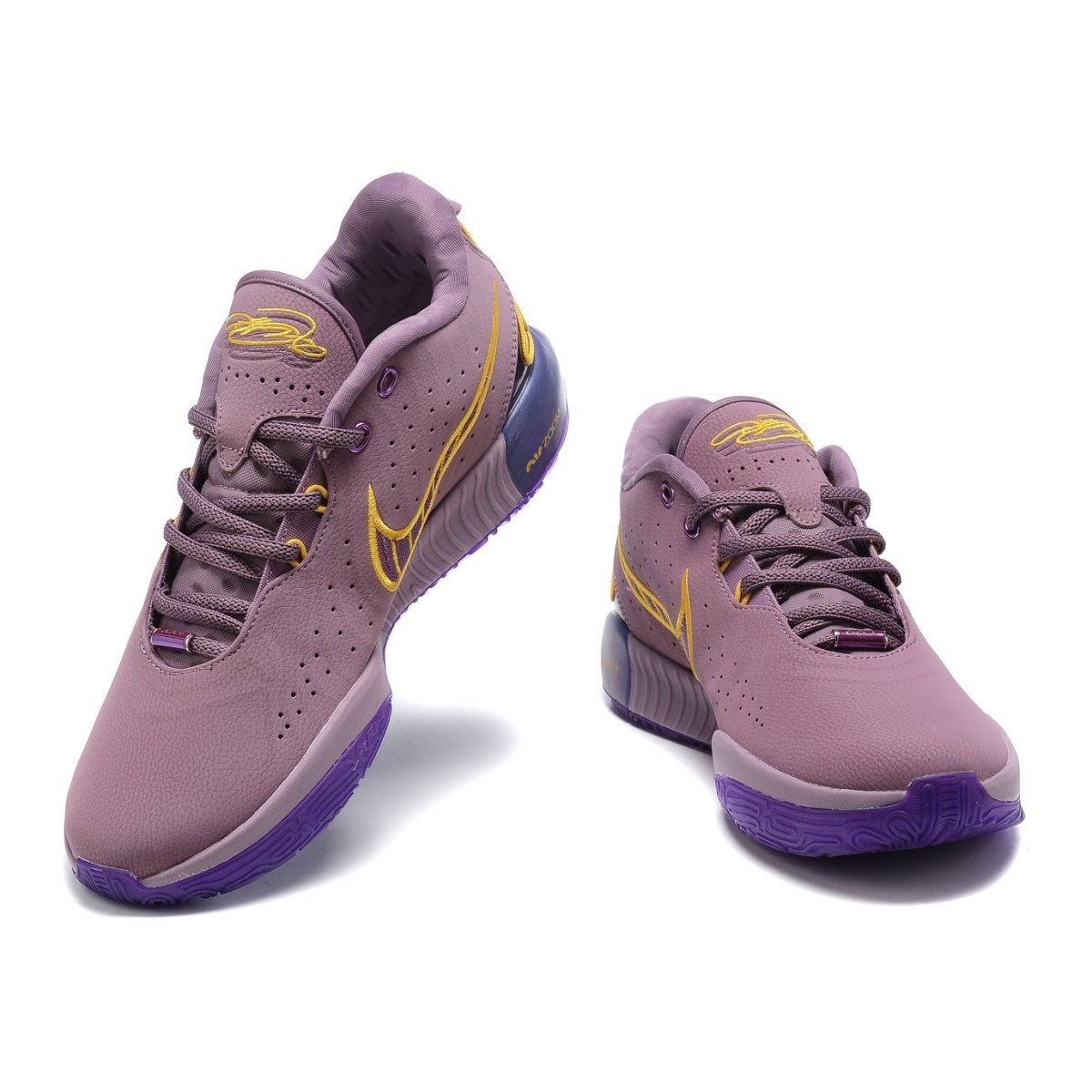 NIKE LEBRON 21 x PURPLE RAIN - Phantom Kicks