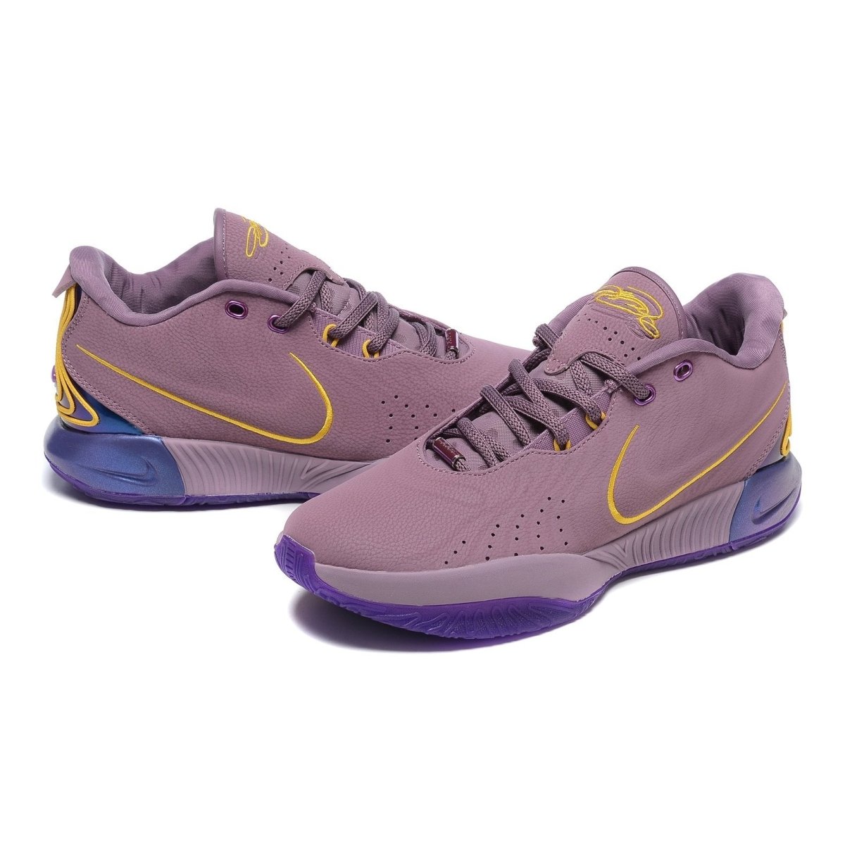 NIKE LEBRON 21 x PURPLE RAIN - Phantom Kicks
