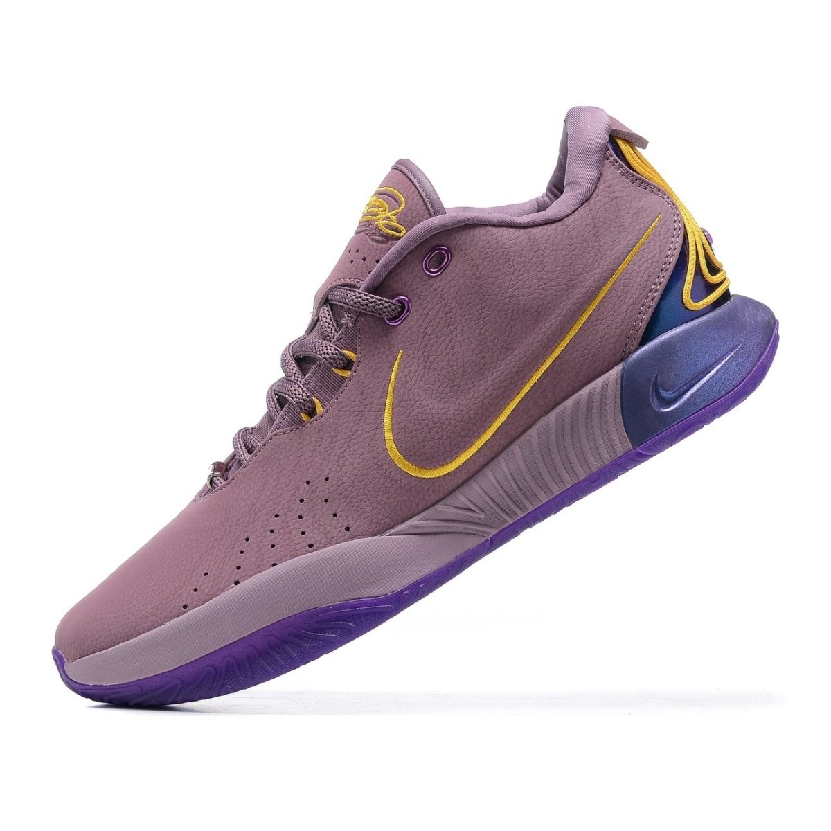 NIKE LEBRON 21 x PURPLE RAIN - Phantom Kicks