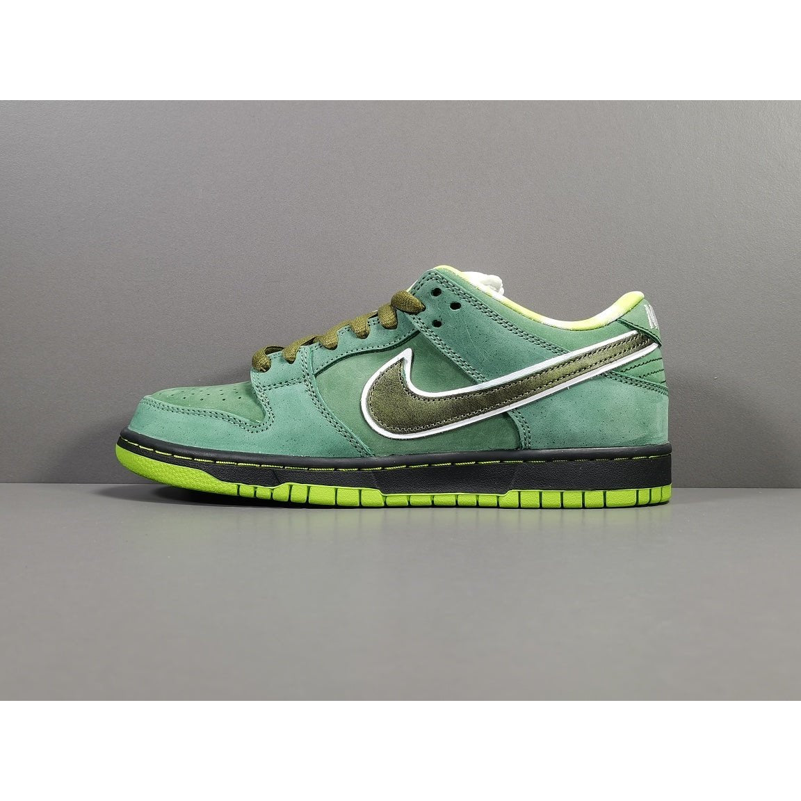 NIKE SB DUNK x CONCEPTS GREEN LOBSTER - Phantom Kicks