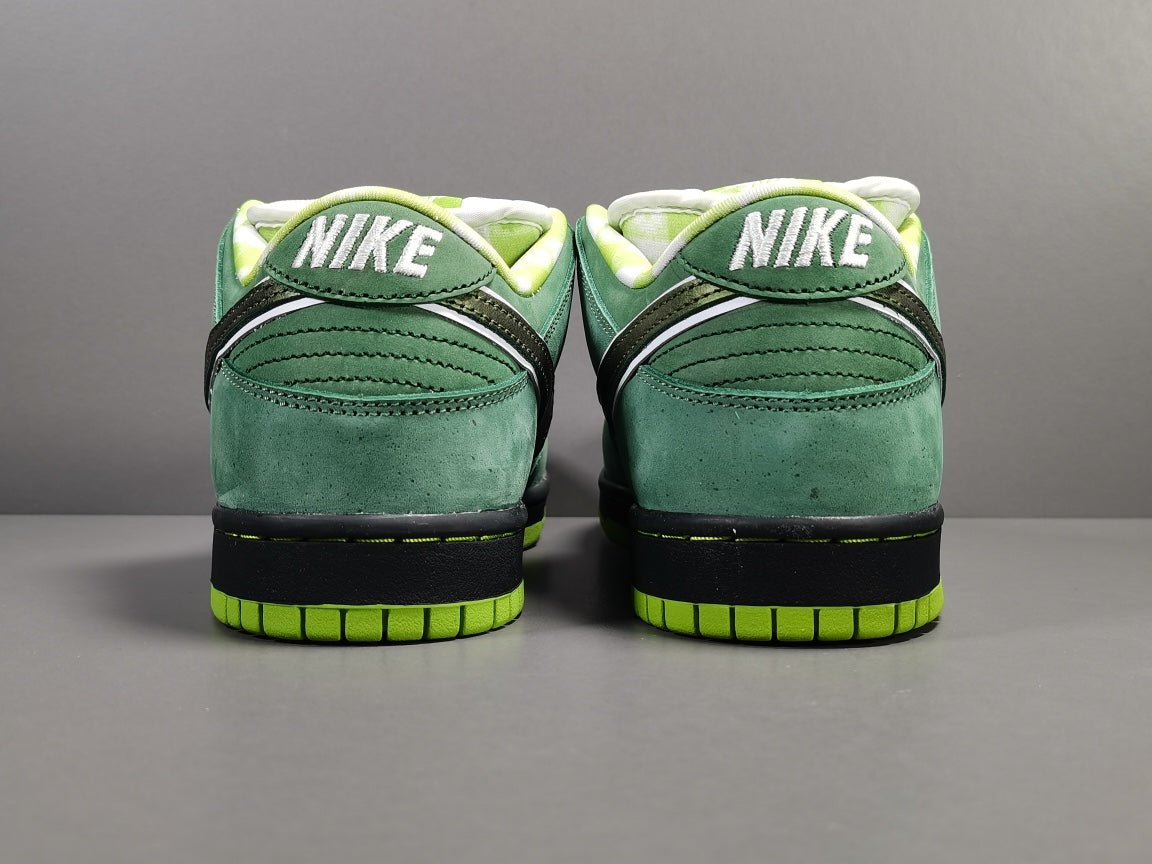 NIKE SB DUNK x CONCEPTS GREEN LOBSTER - Phantom Kicks
