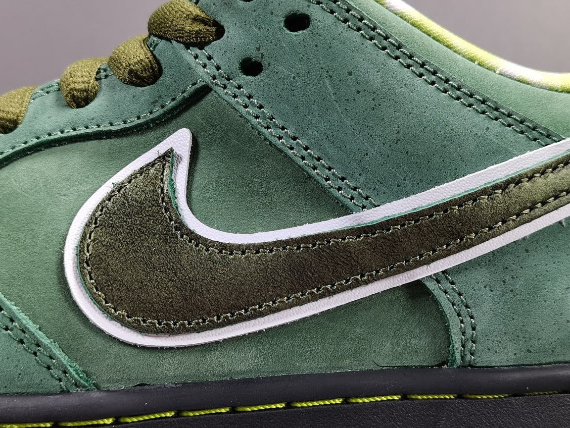 NIKE SB DUNK x CONCEPTS GREEN LOBSTER - Phantom Kicks