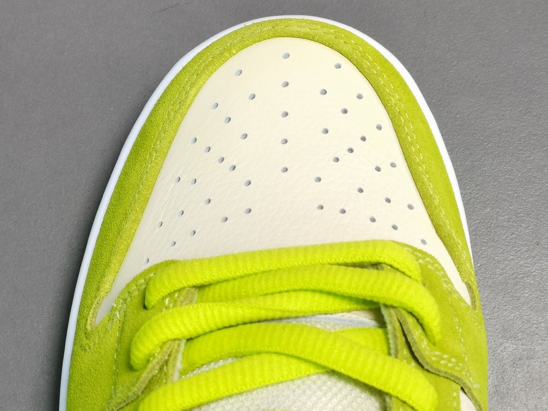 NIKE SB DUNK x GREEN APPLE - Phantom Kicks