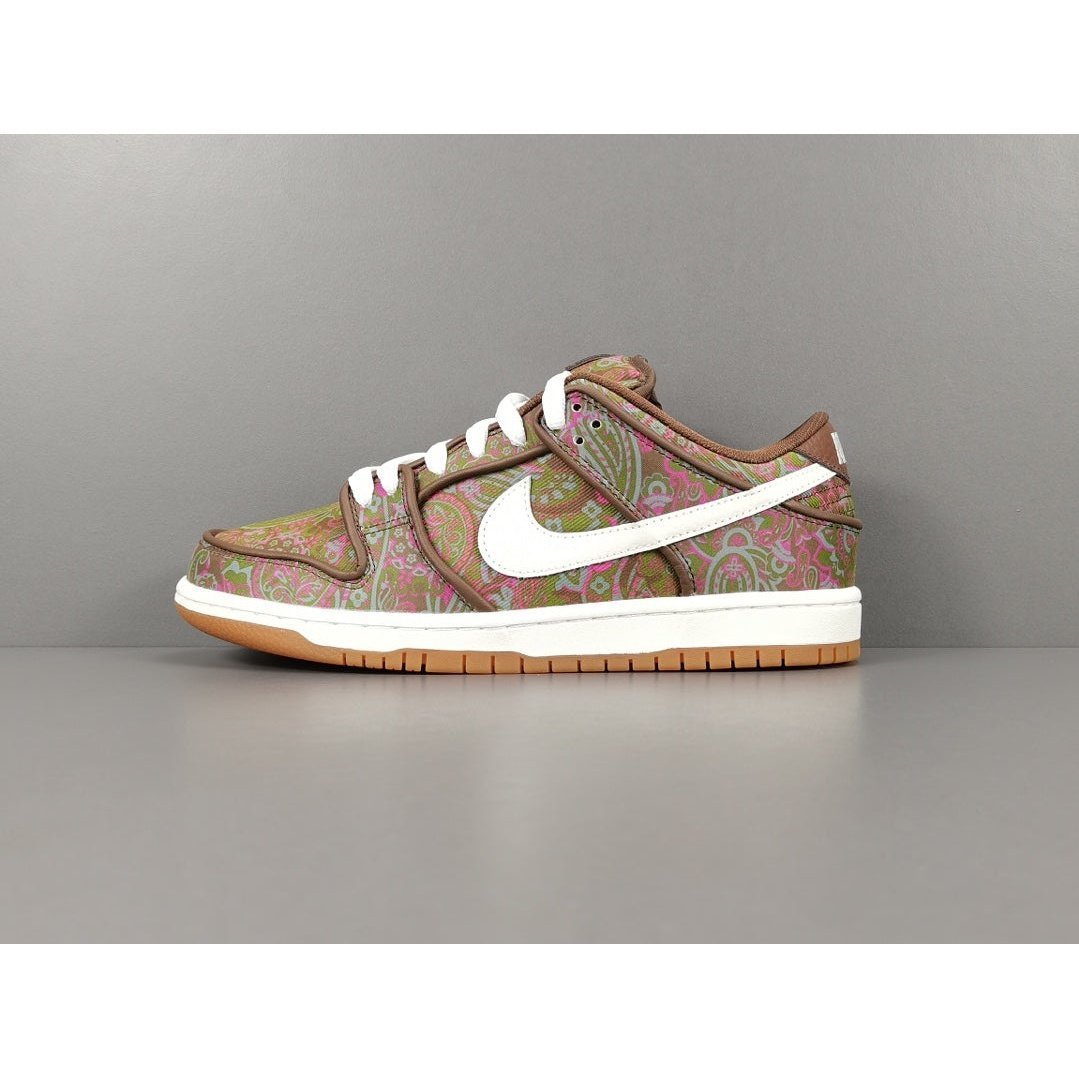NIKE SB DUNK x PAISLEY BROWN - Phantom Kicks