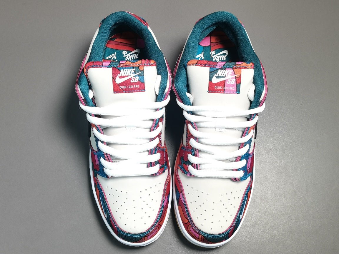 NIKE SB DUNK x PARRA ABSTRACT ART - Phantom Kicks
