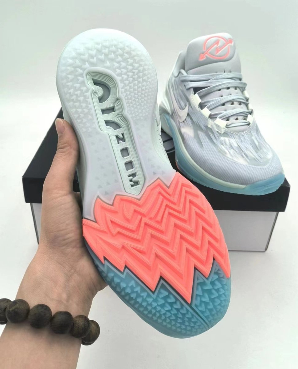 NIKE ZOOM G.T. CUT 2 x AVANT-GARDE - Phantom Kicks