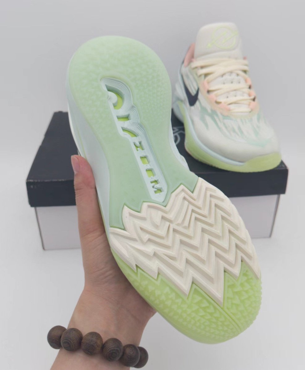 NIKE ZOOM G.T. CUT 2 x BARELY GREEN - Phantom Kicks
