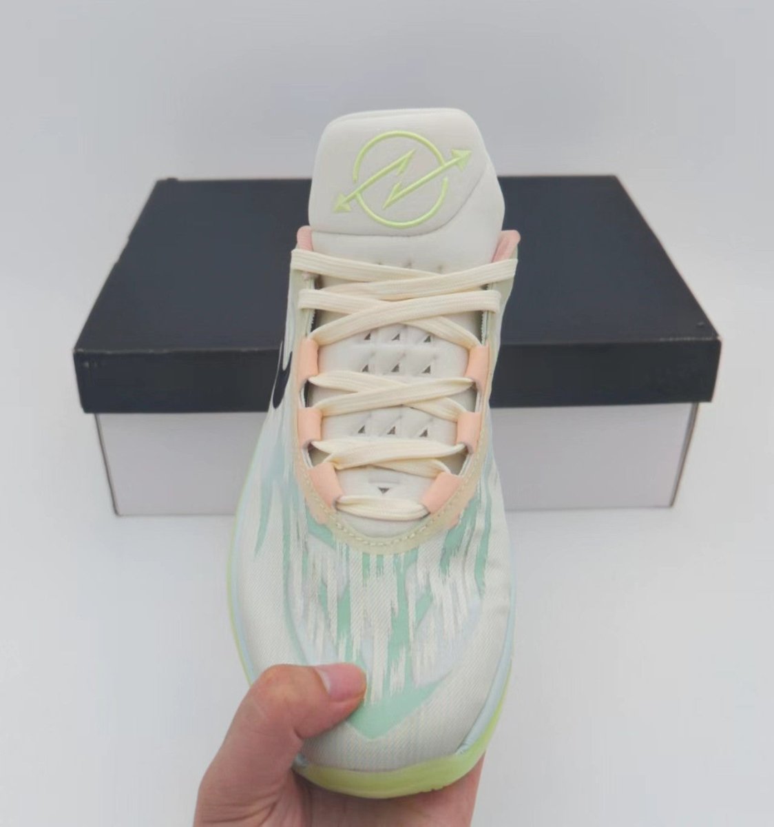 NIKE ZOOM G.T. CUT 2 x BARELY GREEN - Phantom Kicks