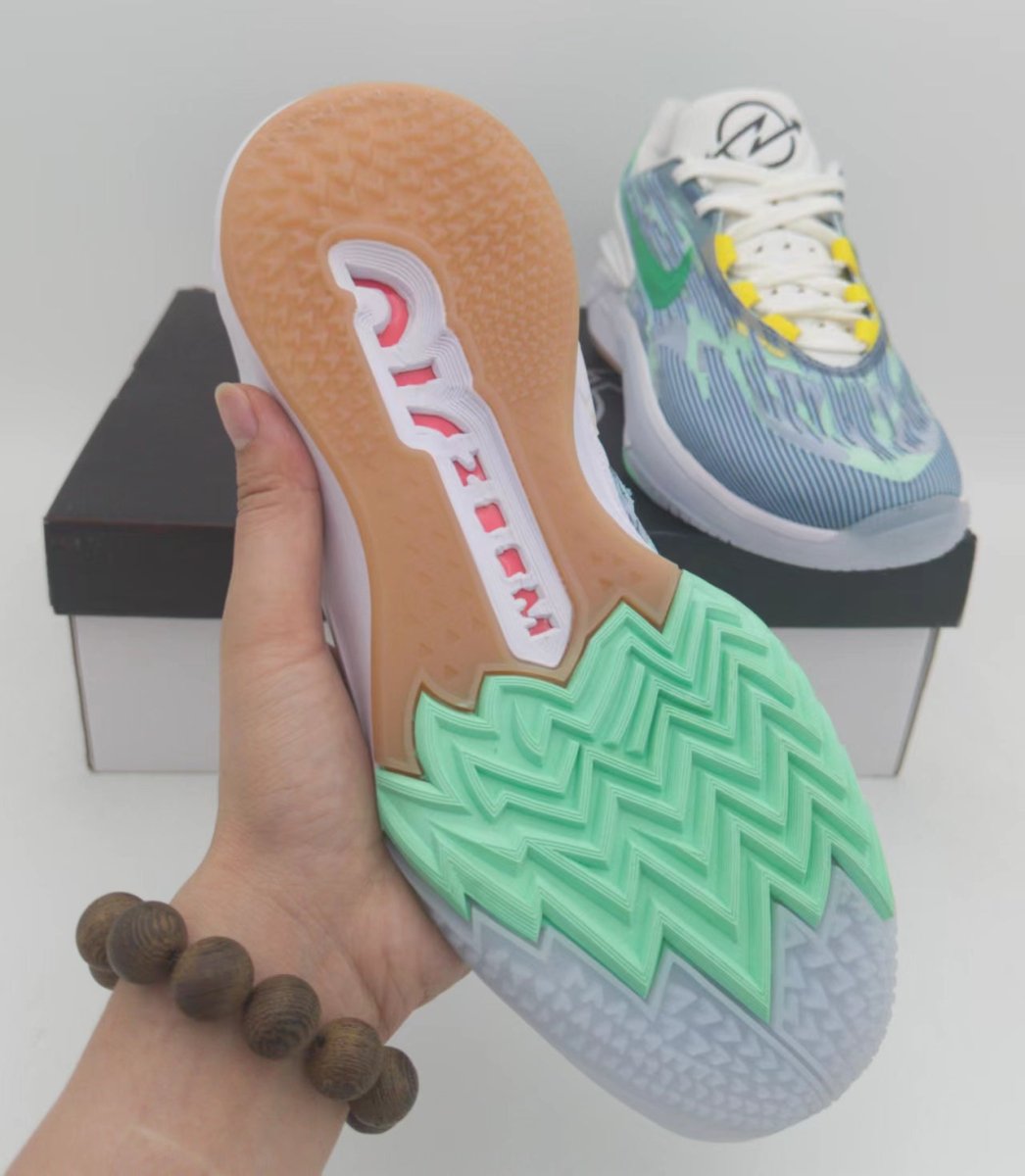 NIKE ZOOM G.T. CUT 2 x BLUE GREEN GUM - Phantom Kicks